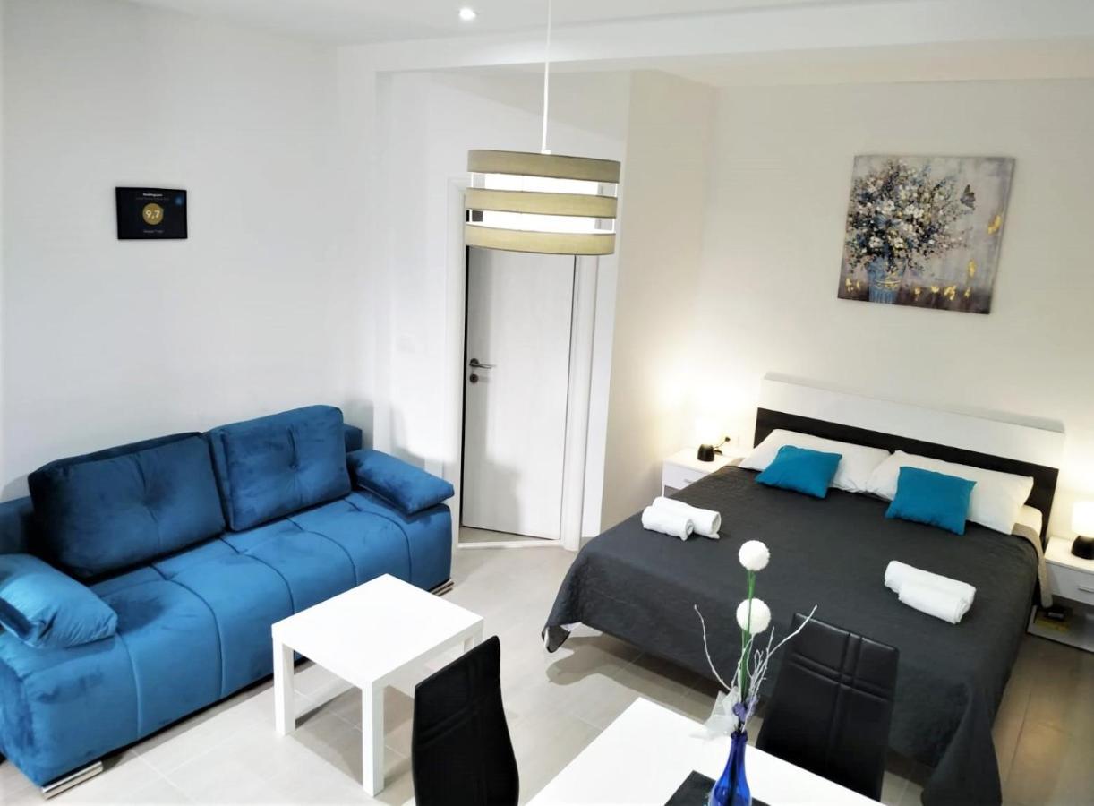 Ferienwohnung Seaeye Trogir Exterior foto